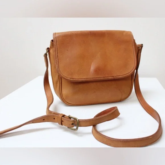 Vintage Coach Cafe flap cross body bag - Picture 16 of 16